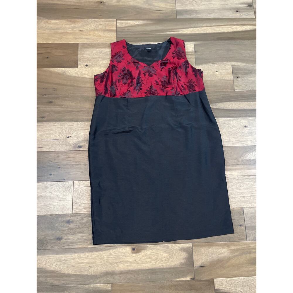 Le Bos Suit Set Size 24W Red Black Floral Blazer and Dress Matte Satin Lined - Picture 2 of 13